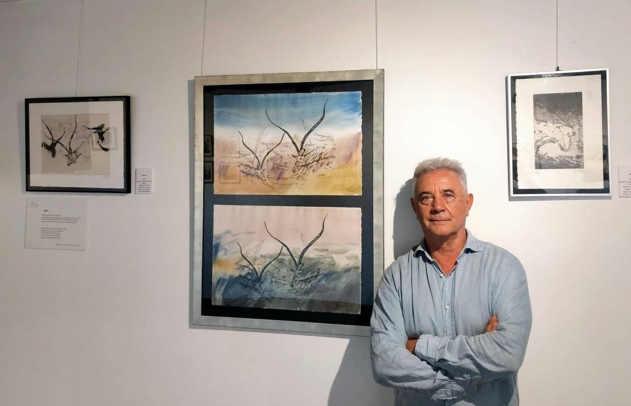 Ángel Cajal en la muestra 'Diluculum' en el Palacio Valdés Bazán. 