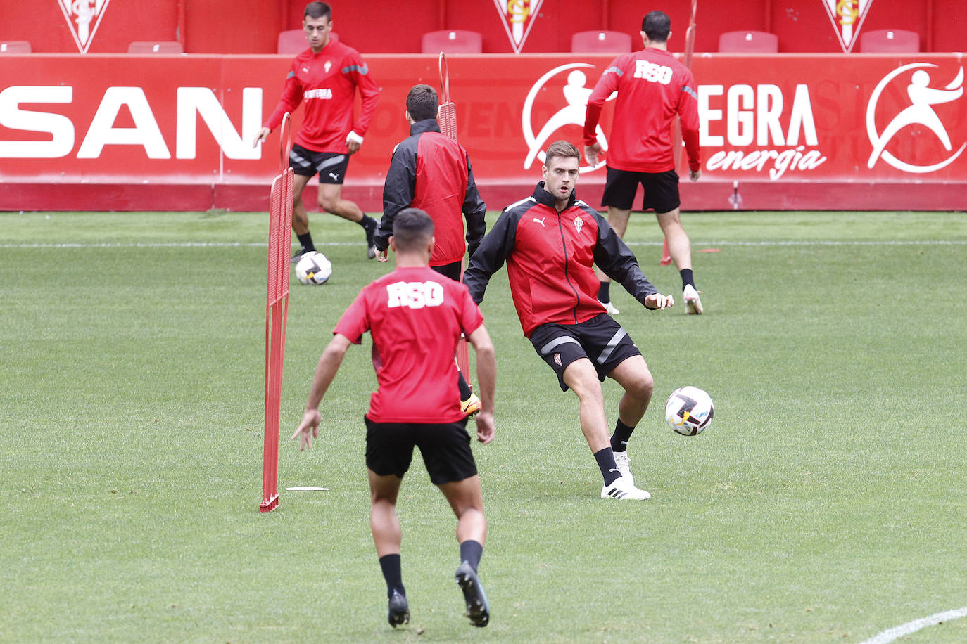 Fotos: Entrenamiento del Sporting (17-08-22)