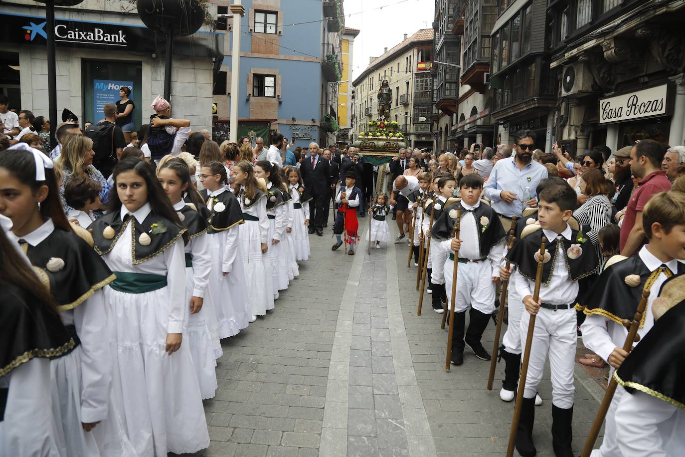 Fotos: Así han sido las esperadas fiestas de San Roque en Llanes