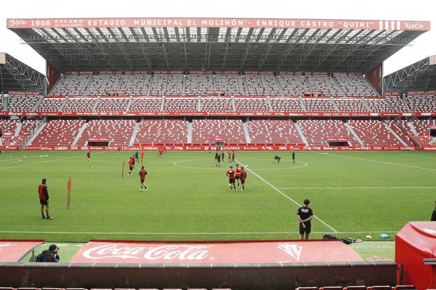 Fotos: Entrenamiento del Sporting (17-08-22)