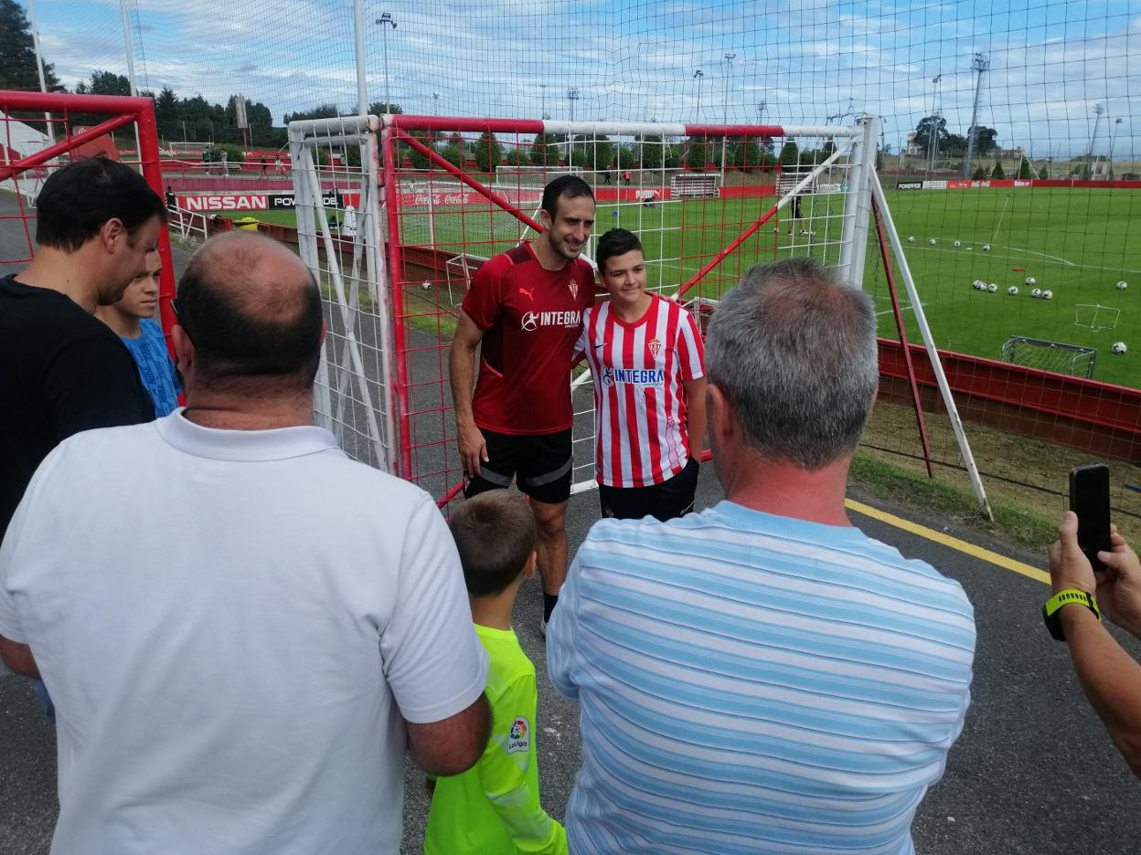 Izquierdoz, ayer, fue uno de los más reclamados por los aficionados. 