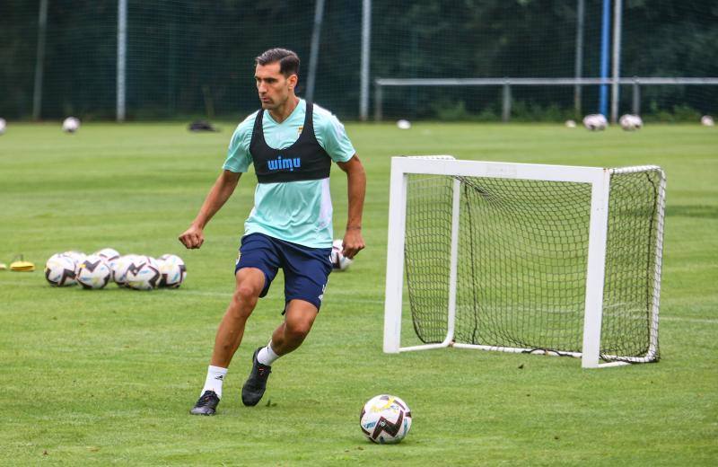 Fotos: Entrenamiento del Oviedo (18-08-22)