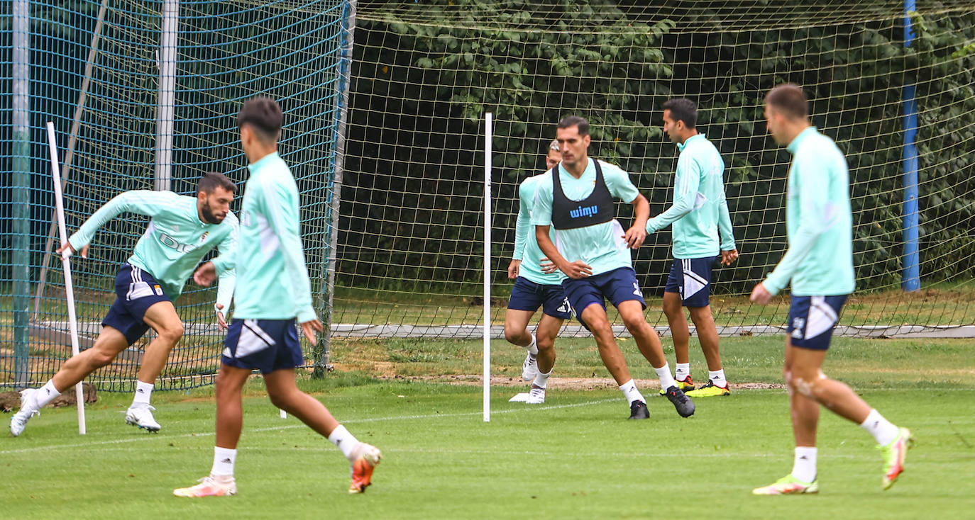 Fotos: Entrenamiento del Oviedo (18-08-22)