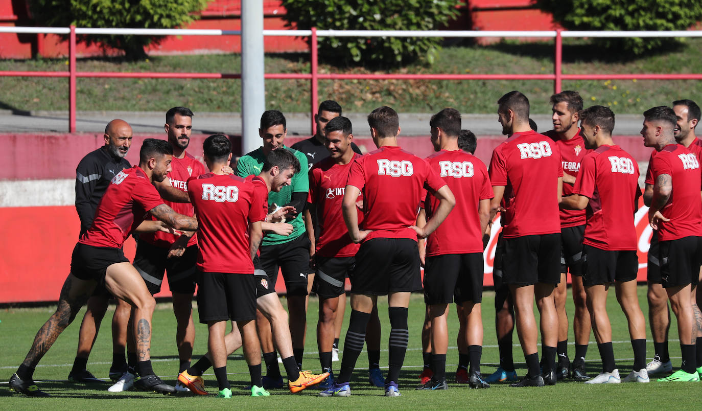 Fotos: Entrenamiento del Sporting (19/08/2022)