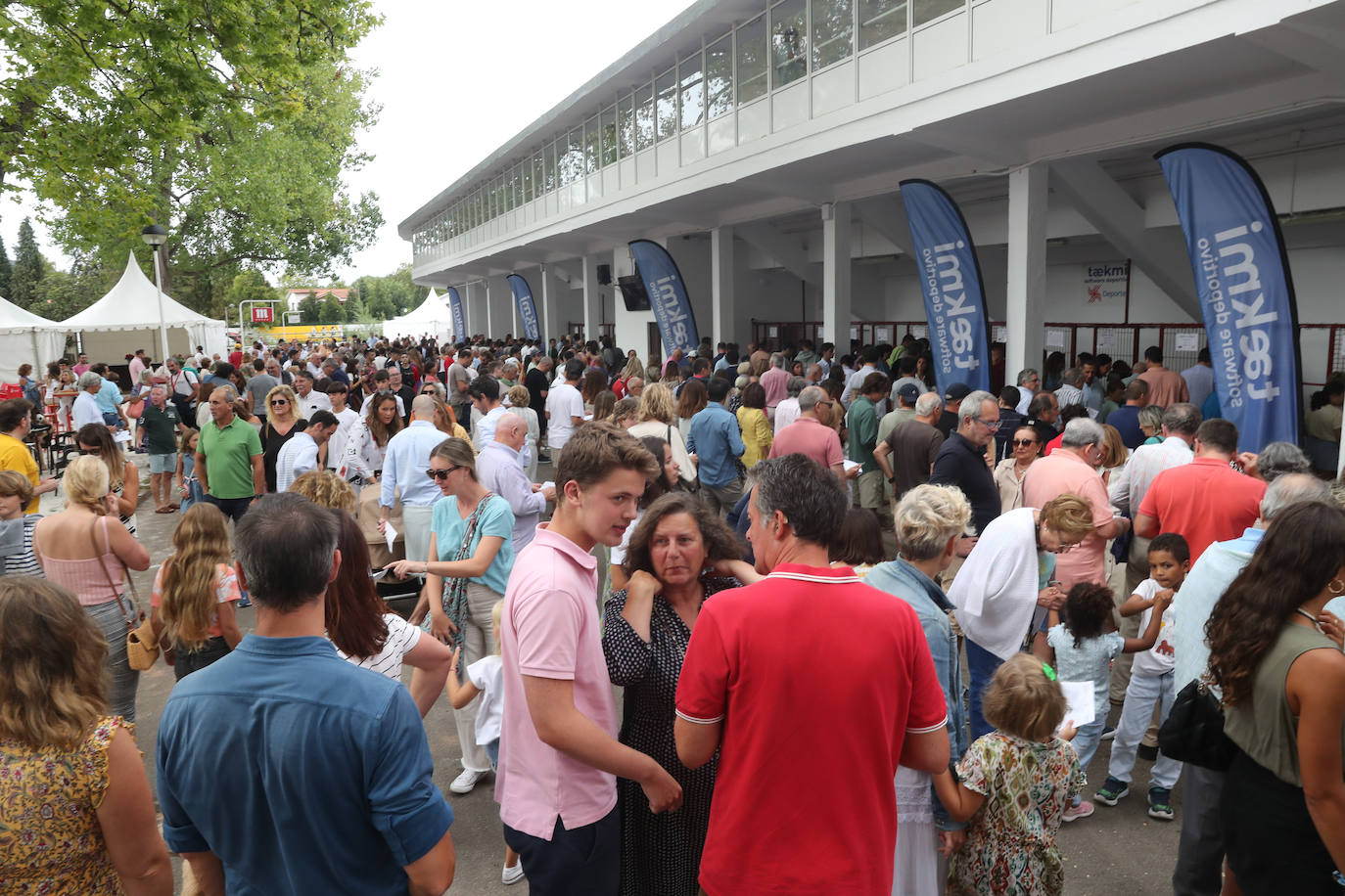 Fotos: El Hípico ya corre por las Mestas