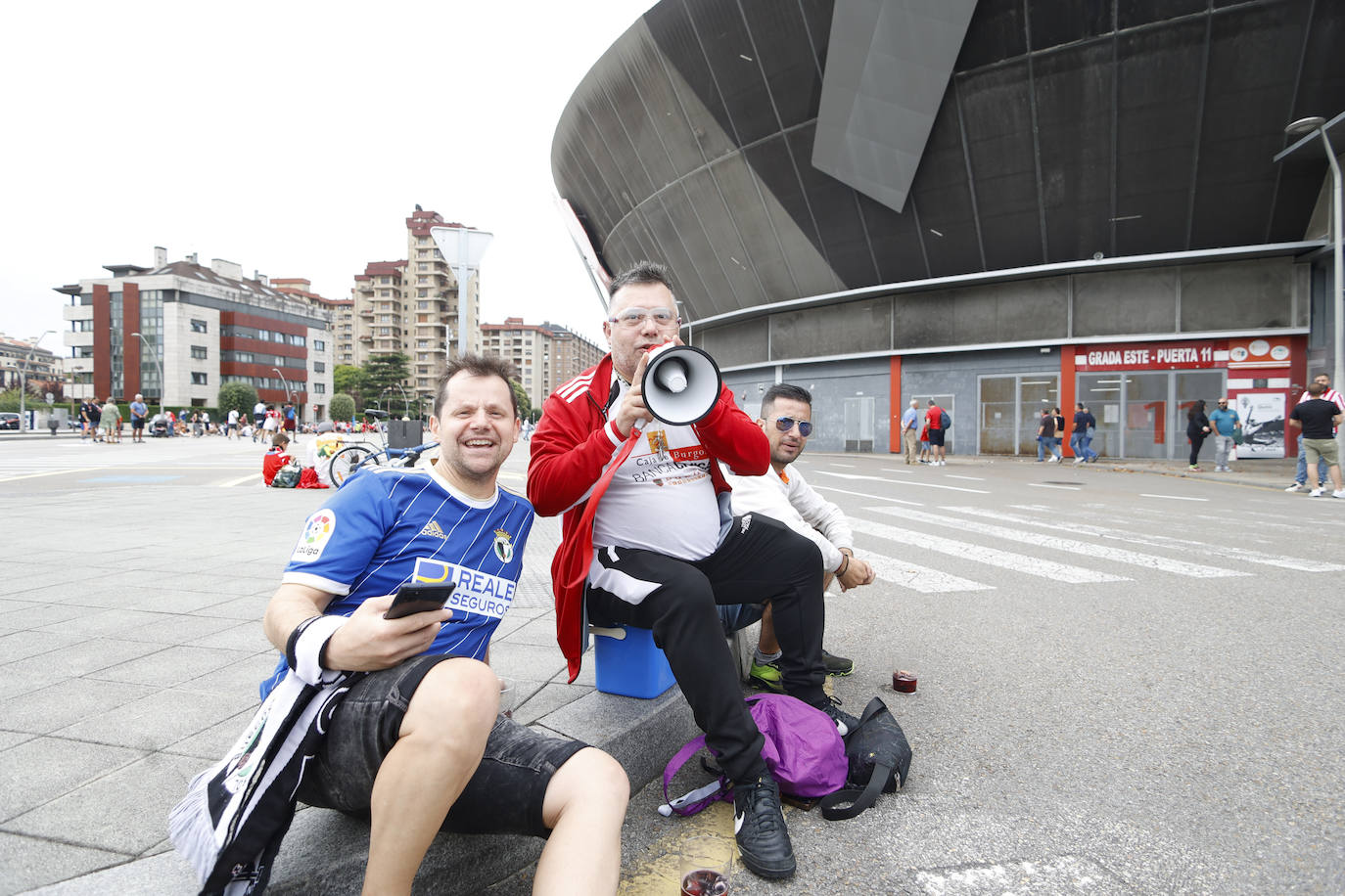 Fotos: ¿Estuviste en el Sporting - Burgos? ¡Búscate!