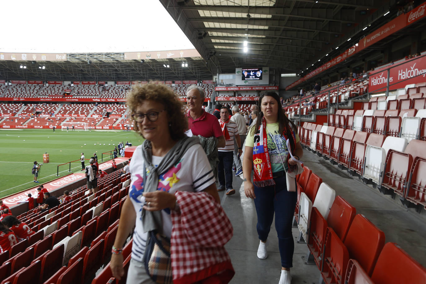 Fotos: ¿Estuviste en el Sporting - Burgos? ¡Búscate!