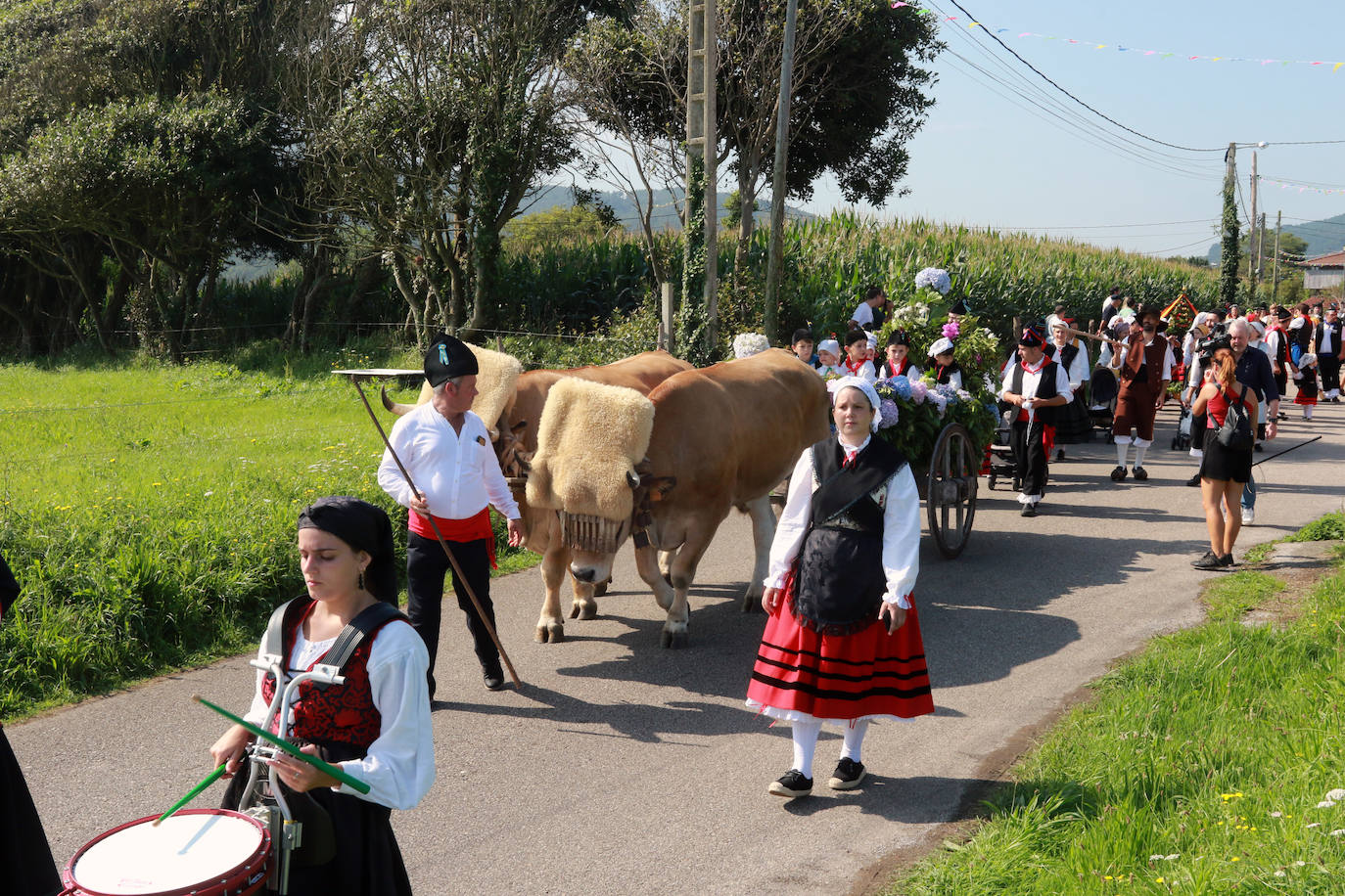 Fotos: Gran broche para las grandes fiestas de Asturias