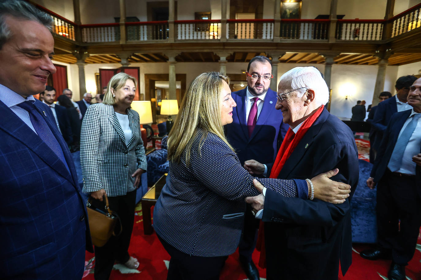 Fotos: El Padre Ángel: «Muchas cosas de las que viví se me quedaron en el corazón»