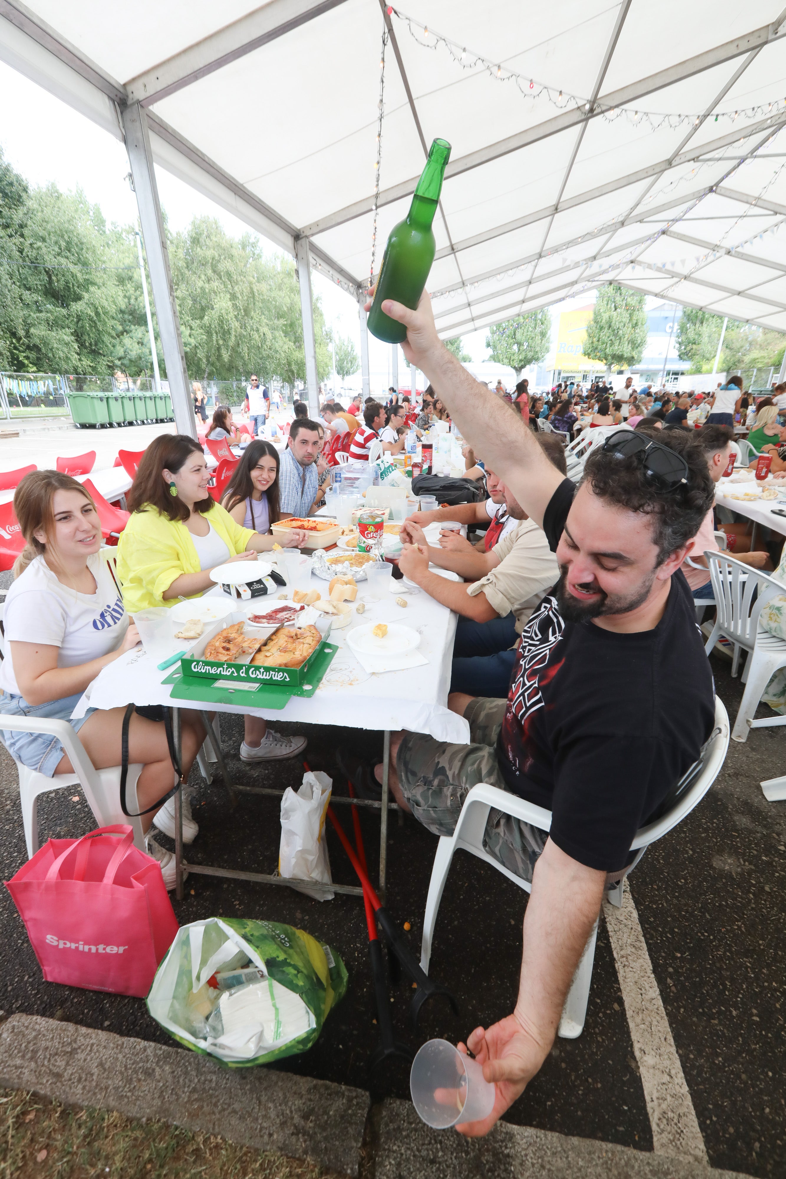 Fotos: Atracón festivo en las calles de Versalles