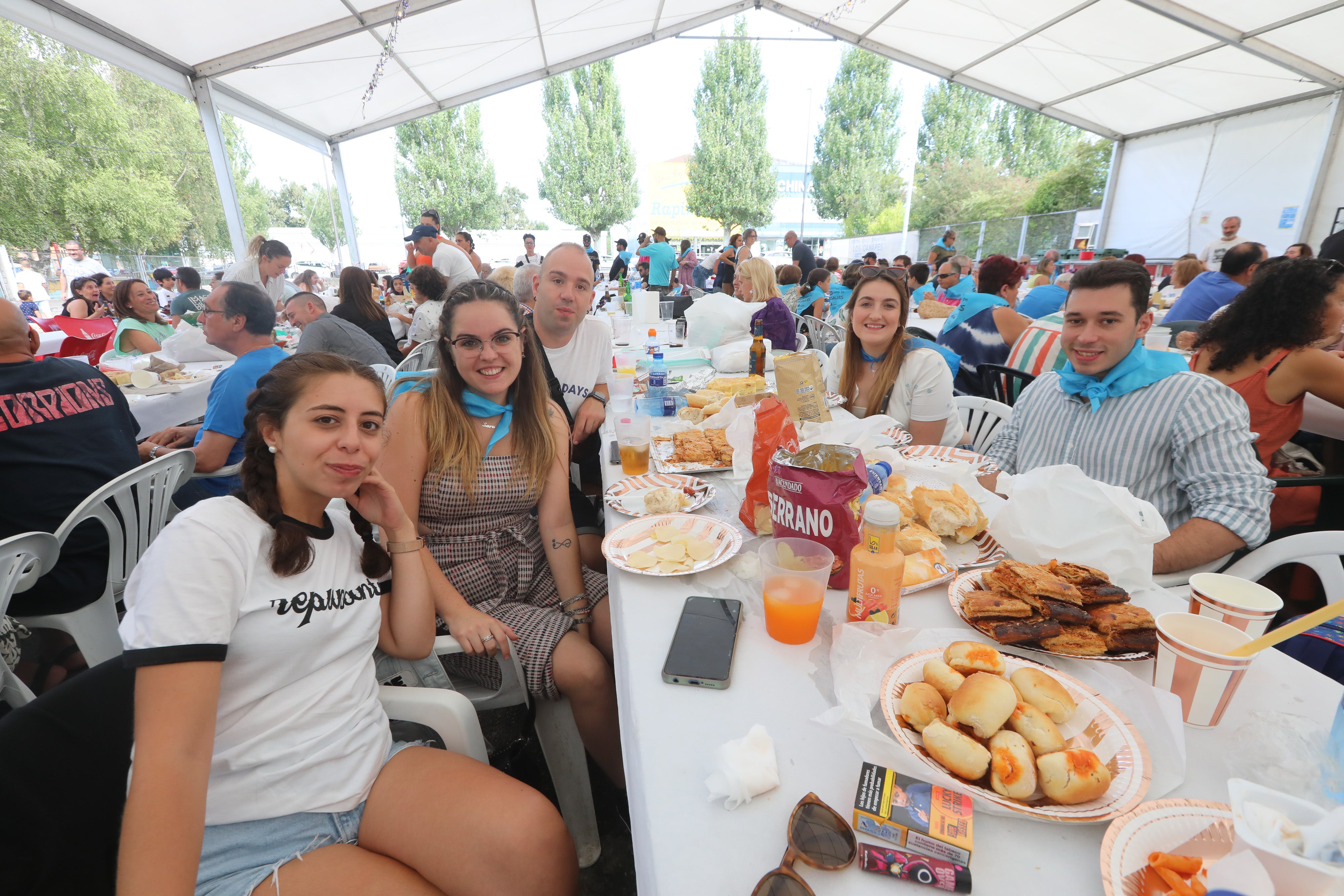 Fotos: Atracón festivo en las calles de Versalles