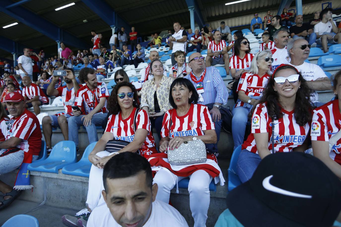 Fotos: ¿Estuviste en la Ponferradina - Sporting? ¡Búscate!