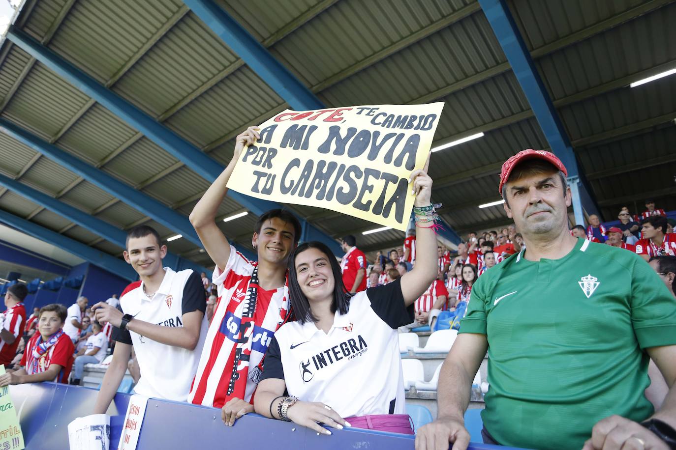 Fotos: ¿Estuviste en la Ponferradina - Sporting? ¡Búscate!