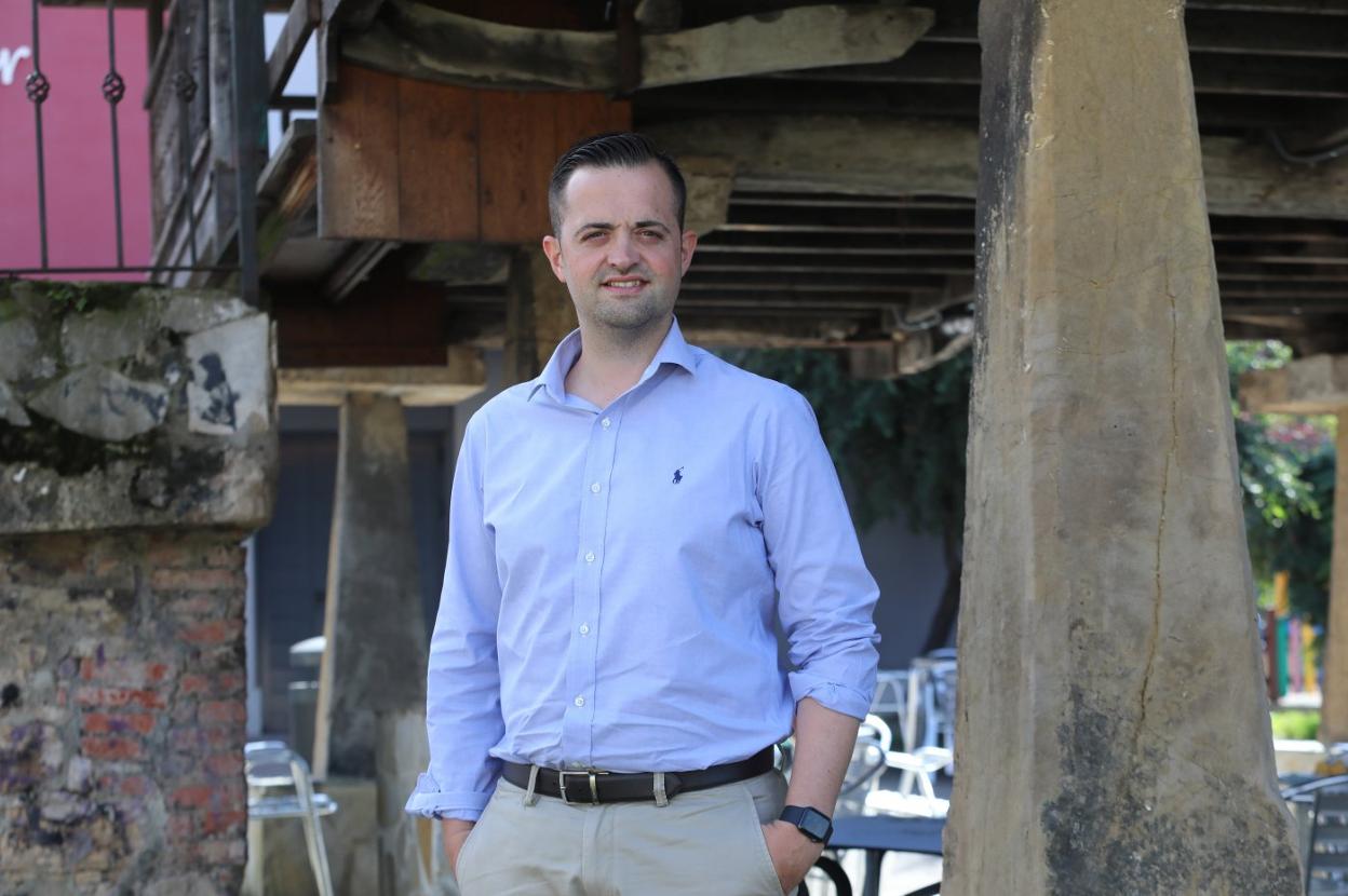 Pese a su juventud, Luis Ángel Pico gestona un grupo que abarca servicios de transporte y logística. 