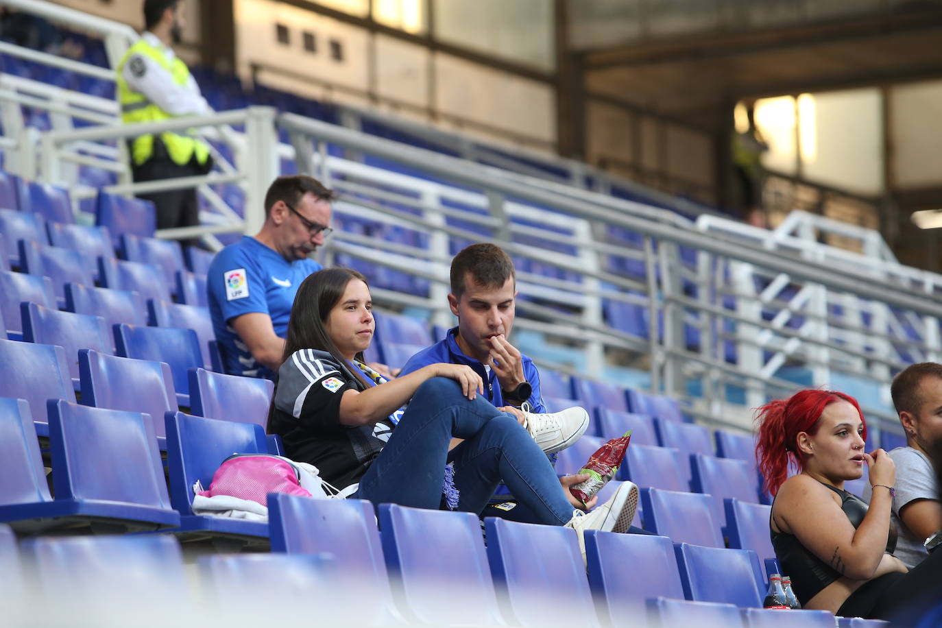 Fotos: ¿Estuviste en el Oviedo - Levante? ¡Búscate!