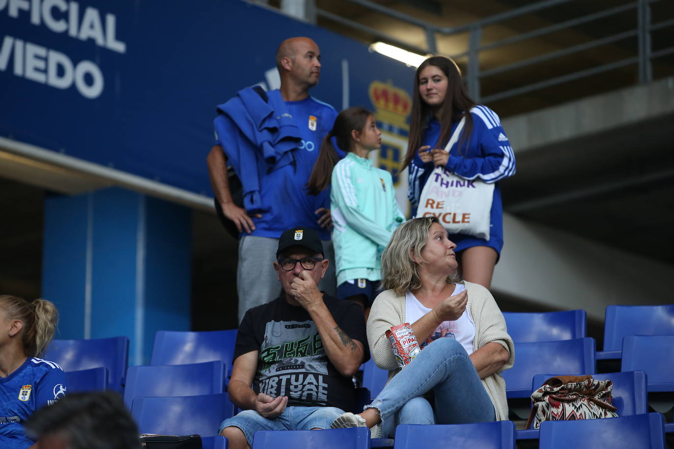 Fotos: ¿Estuviste en el Oviedo - Levante? ¡Búscate!