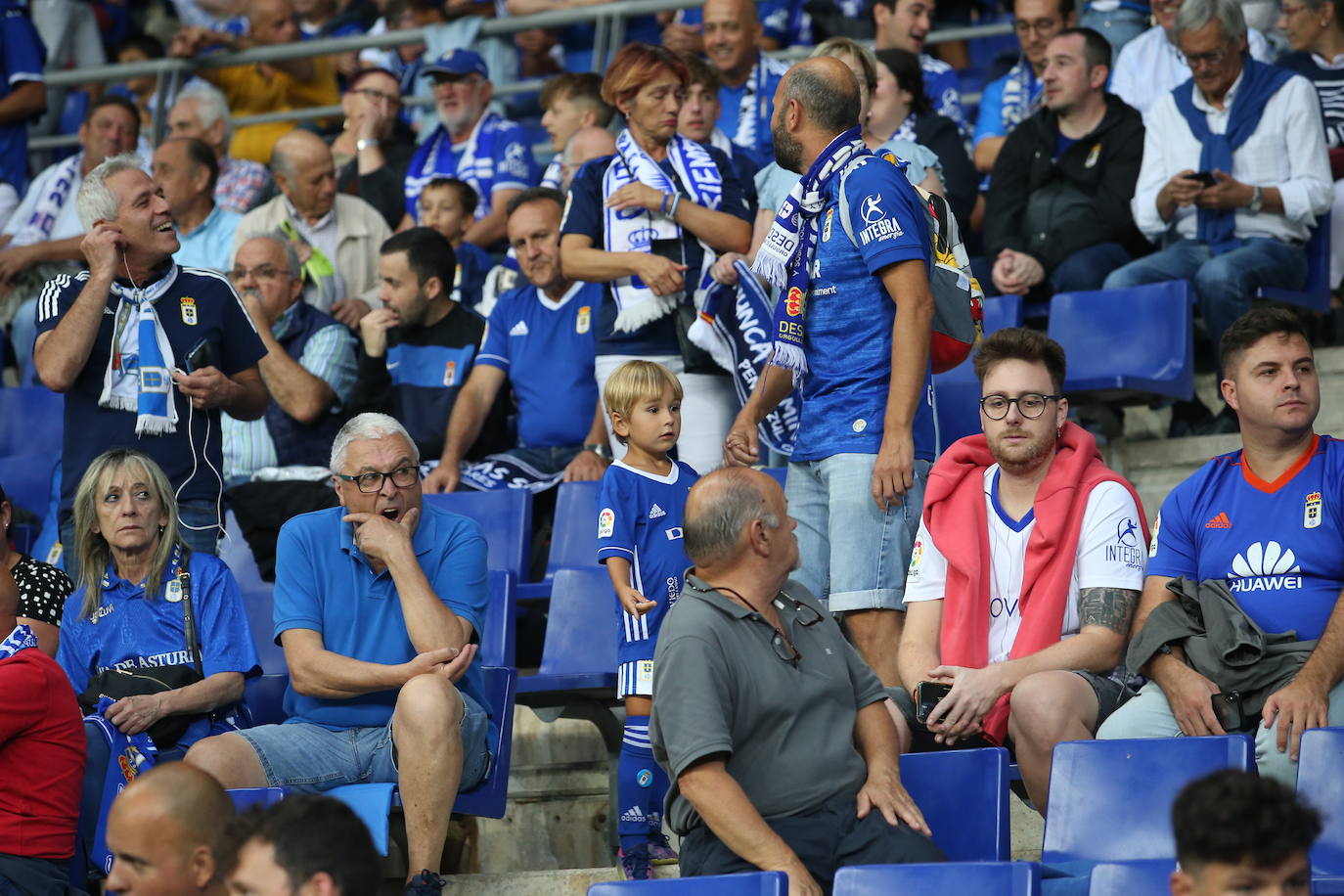 Fotos: ¿Estuviste en el Oviedo - Levante? ¡Búscate!