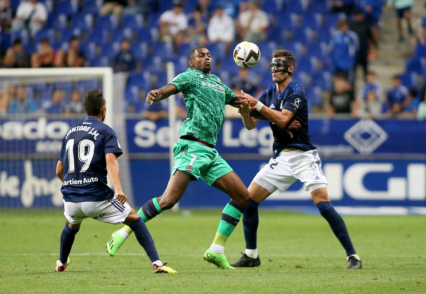 Fotos: Las mejores jugadas del Oviedo - Levante