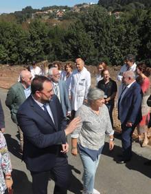 Imagen secundaria 2 - «Comienza la construcción de otra etapa de la sanidad asturiana»