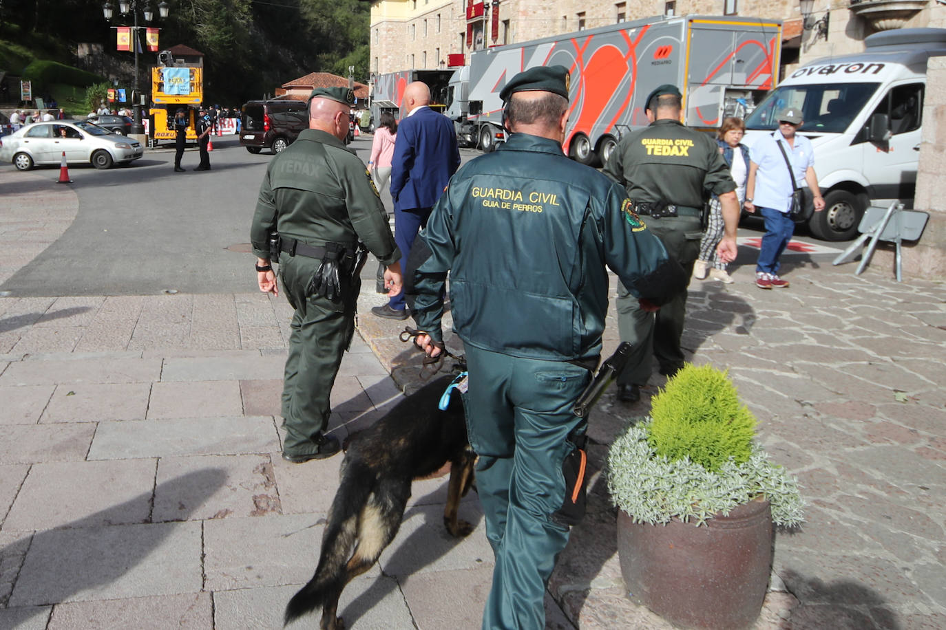 Fotos: Tradición en un reivindicativo Día de Asturias en Covadonga