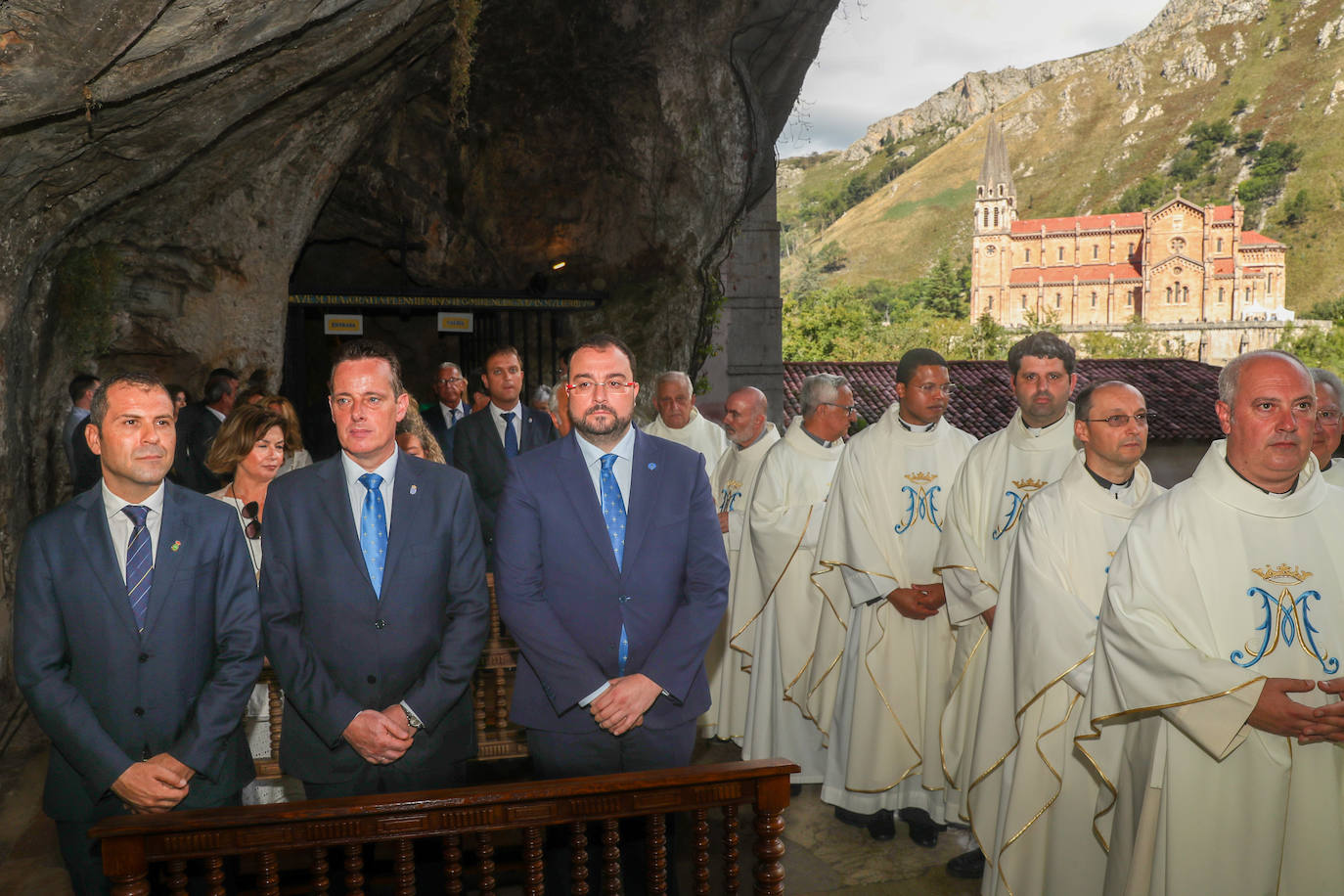 Fotos: Tradición en un reivindicativo Día de Asturias en Covadonga