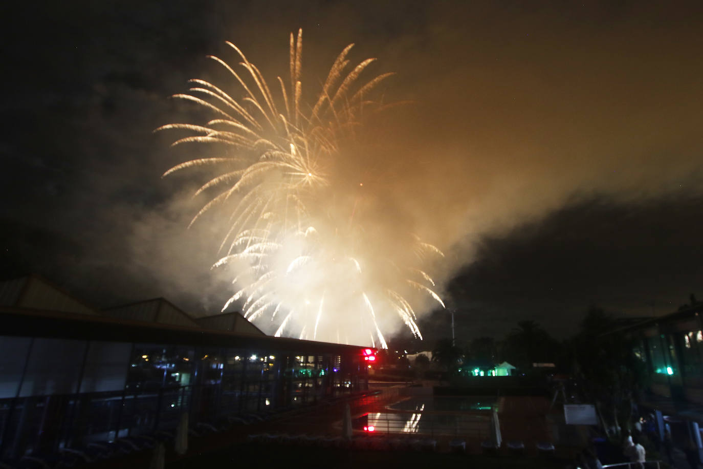 Fotos: El Grupo vibra con el ritmo de Marlon y unos espectaculares fuegos artificiales