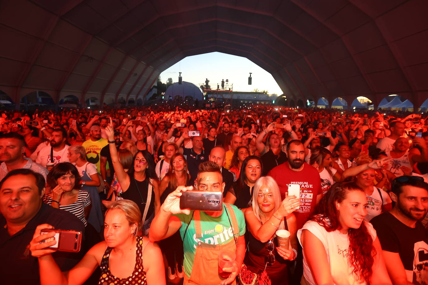 Fotos: El ritmo de los 90 no deja de vibrar