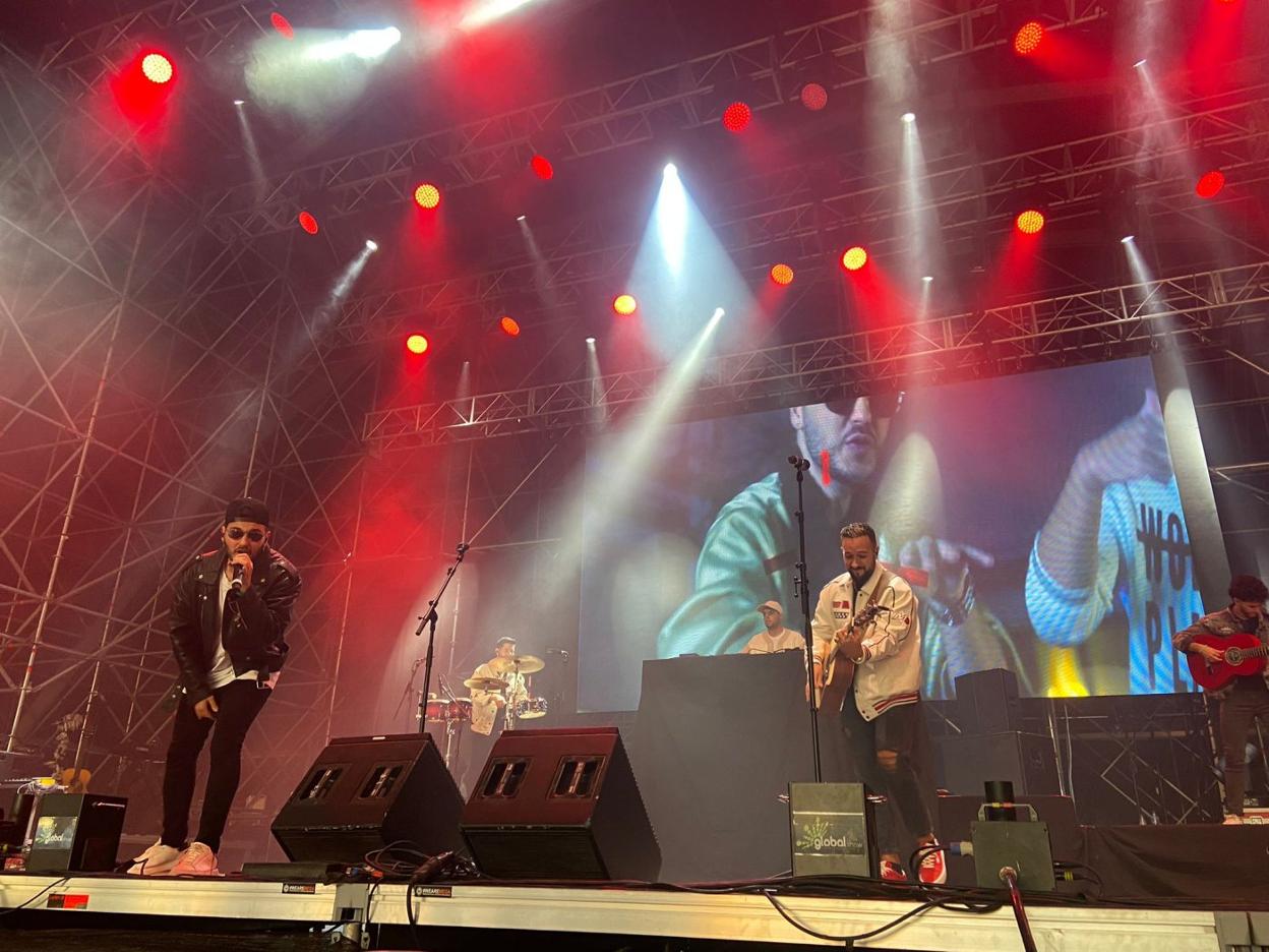 Lerica abrió los conciertos de la primera noche mateína. 