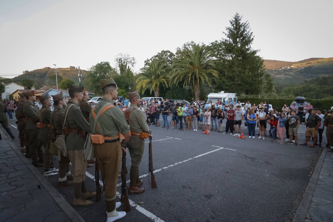 Fotos: El asalto al cuertel de Simancas, en vivo