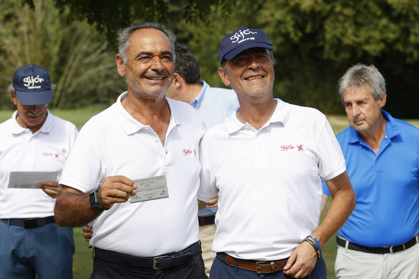 Fotos: Gijón no da tregua sobre los greens de El Tragamón