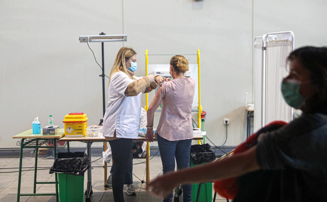 Salud hará coincidir la vacunación de la covid y de la gripe