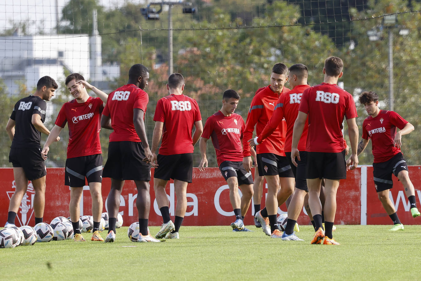 Fotos: Entrenamiento del Sporting (15-09-22)