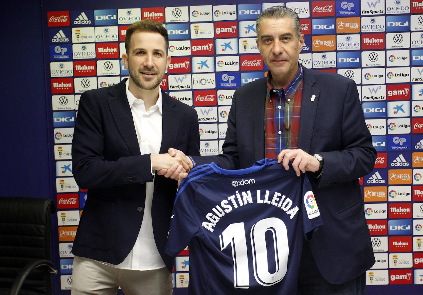 Agustín Lleida, durante su presentación como nuevo director general del Real Oviedo. 