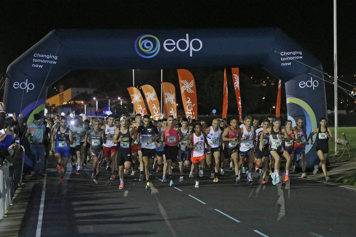 Fotos: ¿Estuviste en la EdP Carrera Nocturna Gijon 10K? ¡Búscate!