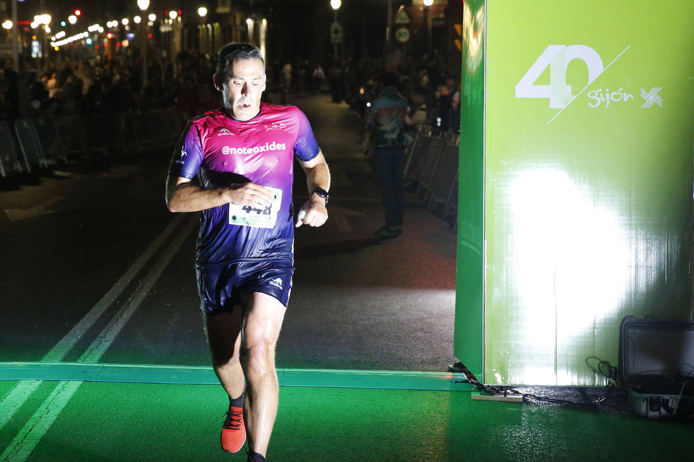 Fotos: ¿Estuviste en la EdP Carrera Nocturna Gijon 10K? ¡Búscate!