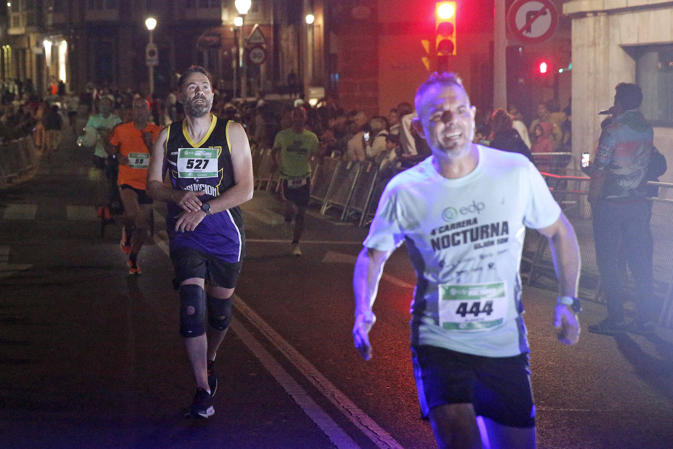 Fotos: ¿Estuviste en la EdP Carrera Nocturna Gijon 10K? ¡Búscate!