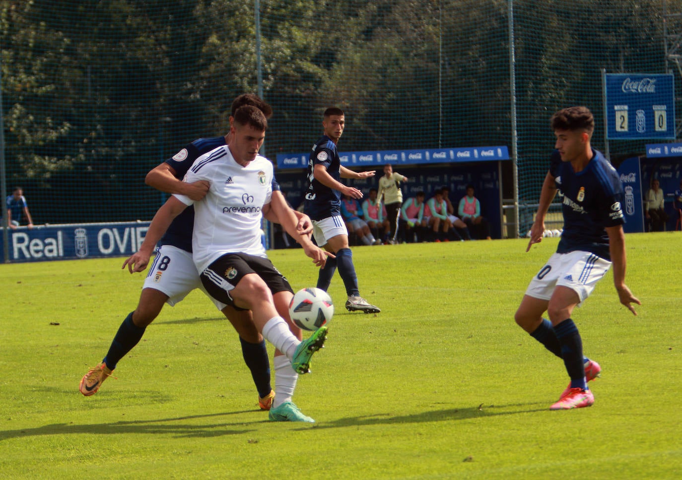 Fotos: Las mejores jugadas del Vetusta - Burgos
