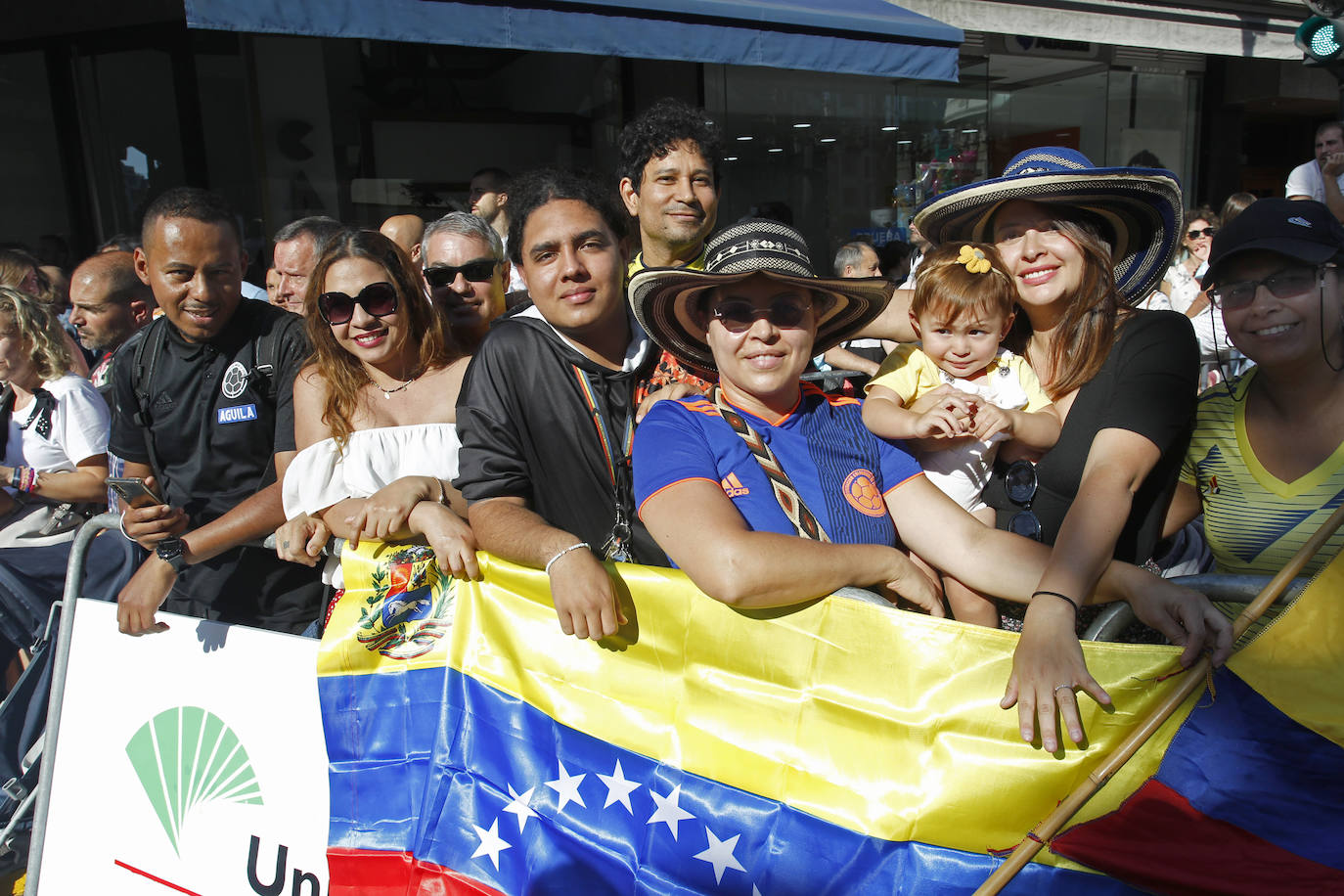 Fotos: Todas las imágenes del desfile del Día de América en Oviedo