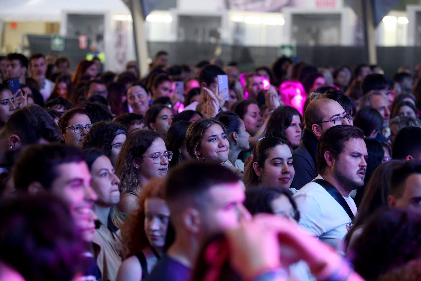 Fotos: Una última noche de conciertos para todos los estilos en Oviedo