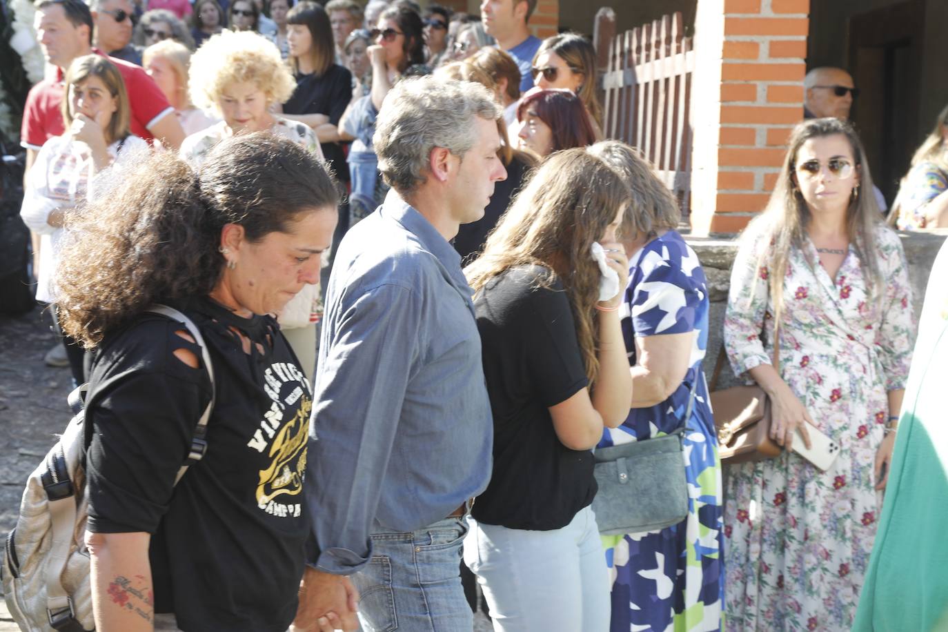 Fotos: Emoción para despedir a Juanjo, «un chico de diez y muy querido»