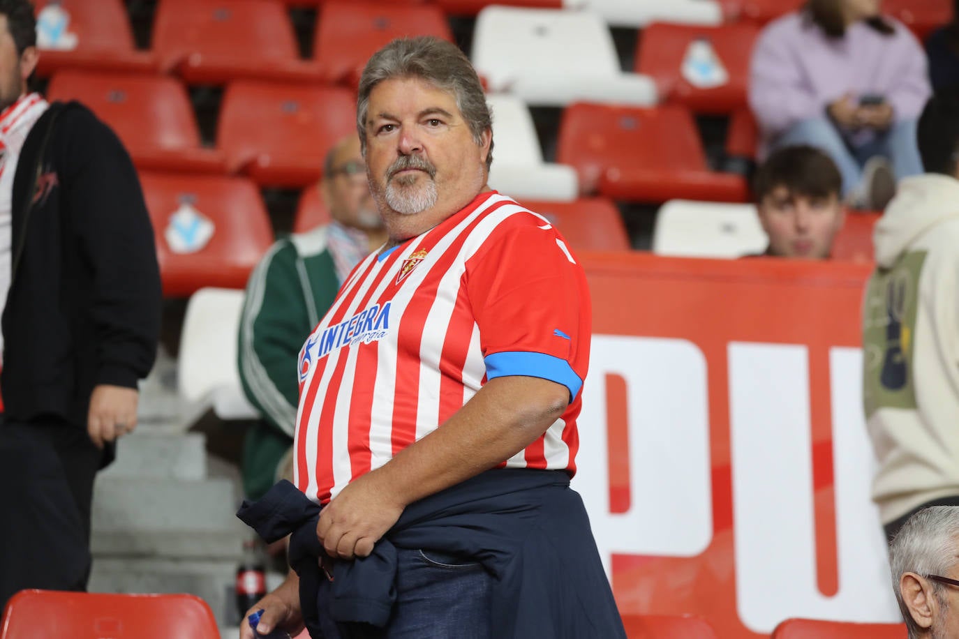 Fotos: ¿Estuviste en el Sporting - Ibiza? ¡Búscate!