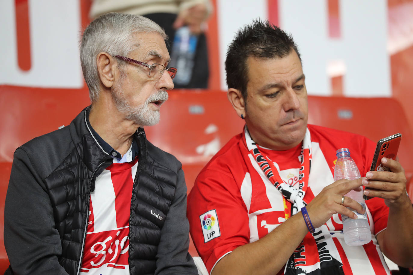 Fotos: ¿Estuviste en el Sporting - Ibiza? ¡Búscate!