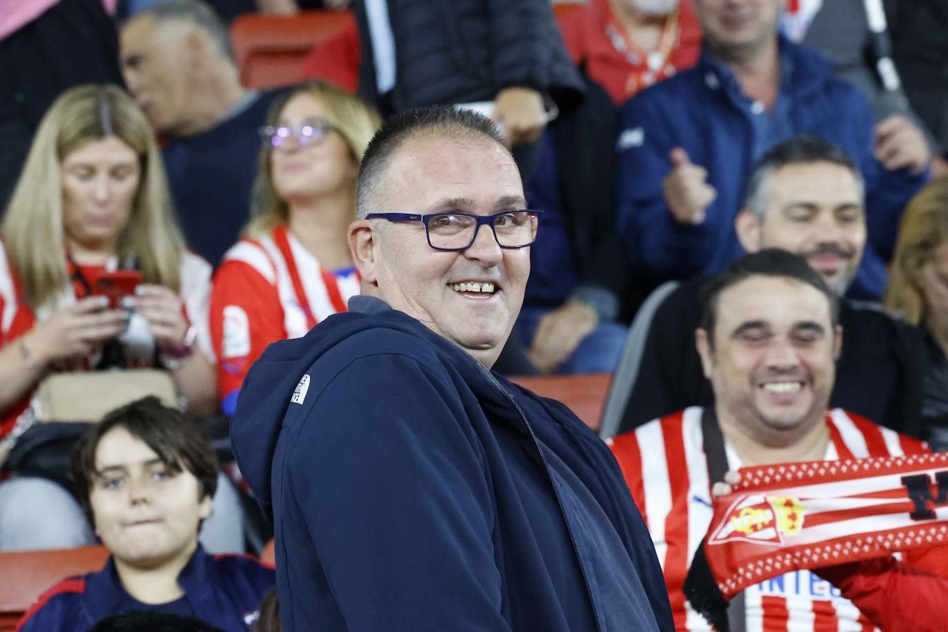 Fotos: ¿Estuviste en el Sporting - Ibiza? ¡Búscate!