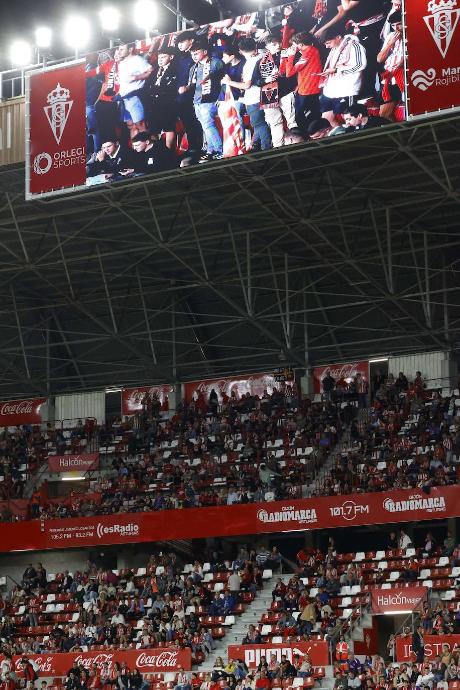 Fotos: ¿Estuviste en el Sporting - Ibiza? ¡Búscate!