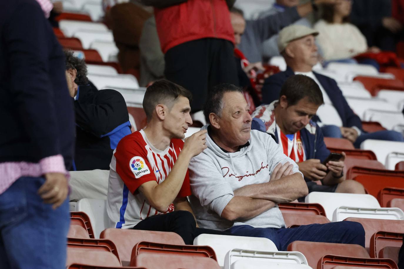 Fotos: ¿Estuviste en el Sporting - Ibiza? ¡Búscate!