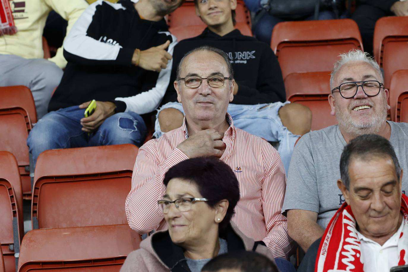 Fotos: ¿Estuviste en el Sporting - Ibiza? ¡Búscate!