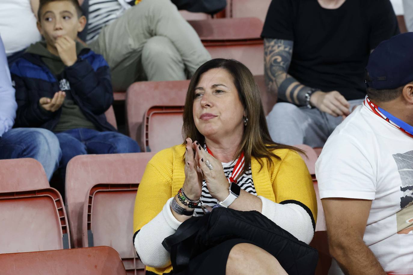 Fotos: ¿Estuviste en el Sporting - Ibiza? ¡Búscate!