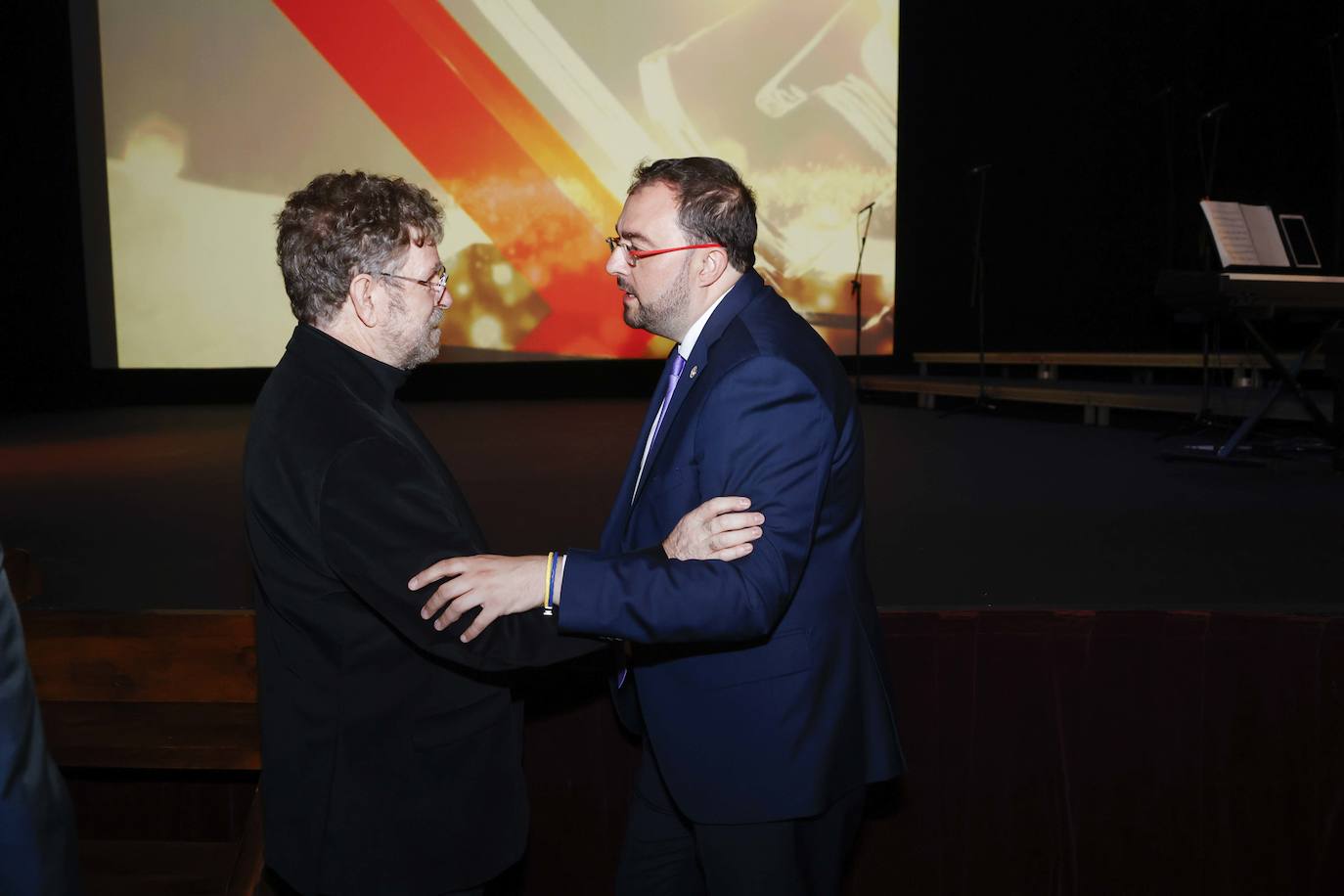 Fotos: EL COMERCIO premia al «mejor retablo de una Asturias que sabe trabajar por el futuro»