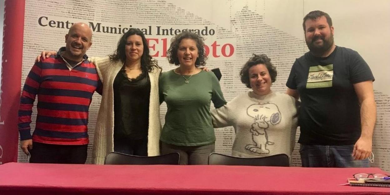 Consejo de Coordinación de Podemos Xixón con Rubén Alonso, Nuria Rodríguez, Alejandra Tejón (portavoz), Sandra Lobo e Iván Suárez antes de la salida de dirección local de las dos mujeres. 