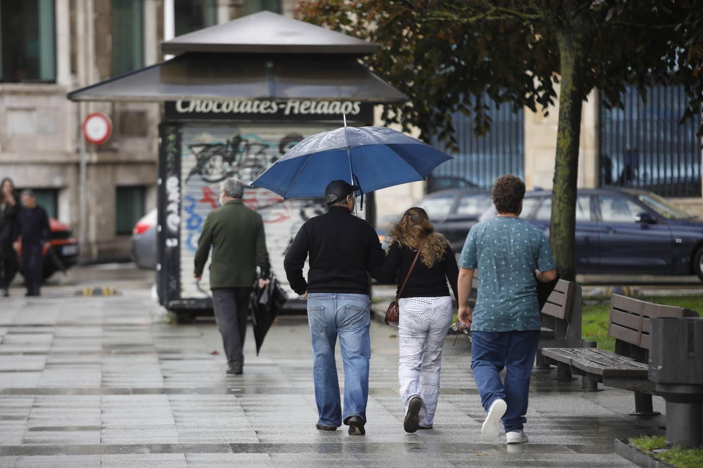 Fotos: Asturias bajo el paraguas